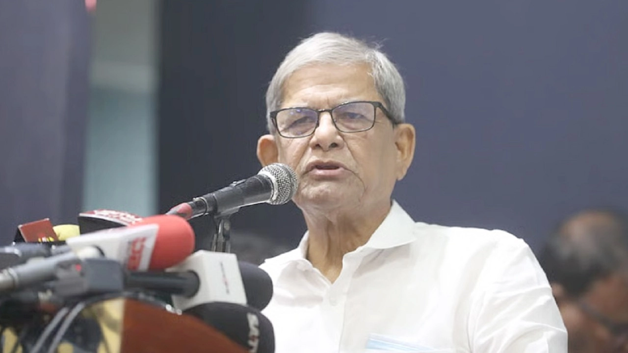 প্রতিবেশী দেশের সাথে সম্পর্ক থাকবে, দাদাগিরির সুযোগ নেই: মির্জা ফখরুল