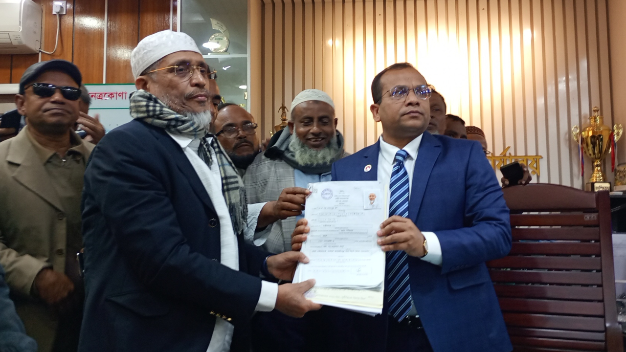 আখেরাত ও এলাকার উন্নয়ন আমার দ্বিতীয় জীবনের লক্ষ্য: লুৎফুজ্জামান বাবর