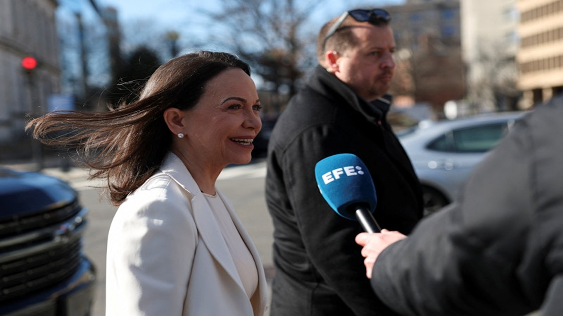 ট্রাম্পের সাথে দেখা করতে হোয়াইট হাউসে পৌঁছেছেন মাচাদো