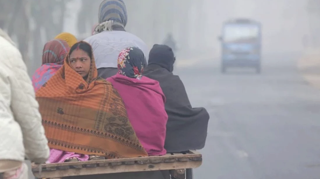 কনকনে ঠান্ডায় জনজীবন বিপর্যস্ত, আজ তিন বিভাগে তাপমাত্রা ৮ ডিগ্রিতে নামতে পারে