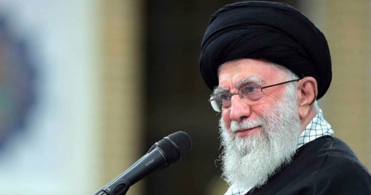 ‘শহীদ নেতা’ খামেনির জন্য তেহরানে বিশাল জানাজার ঘোষণা