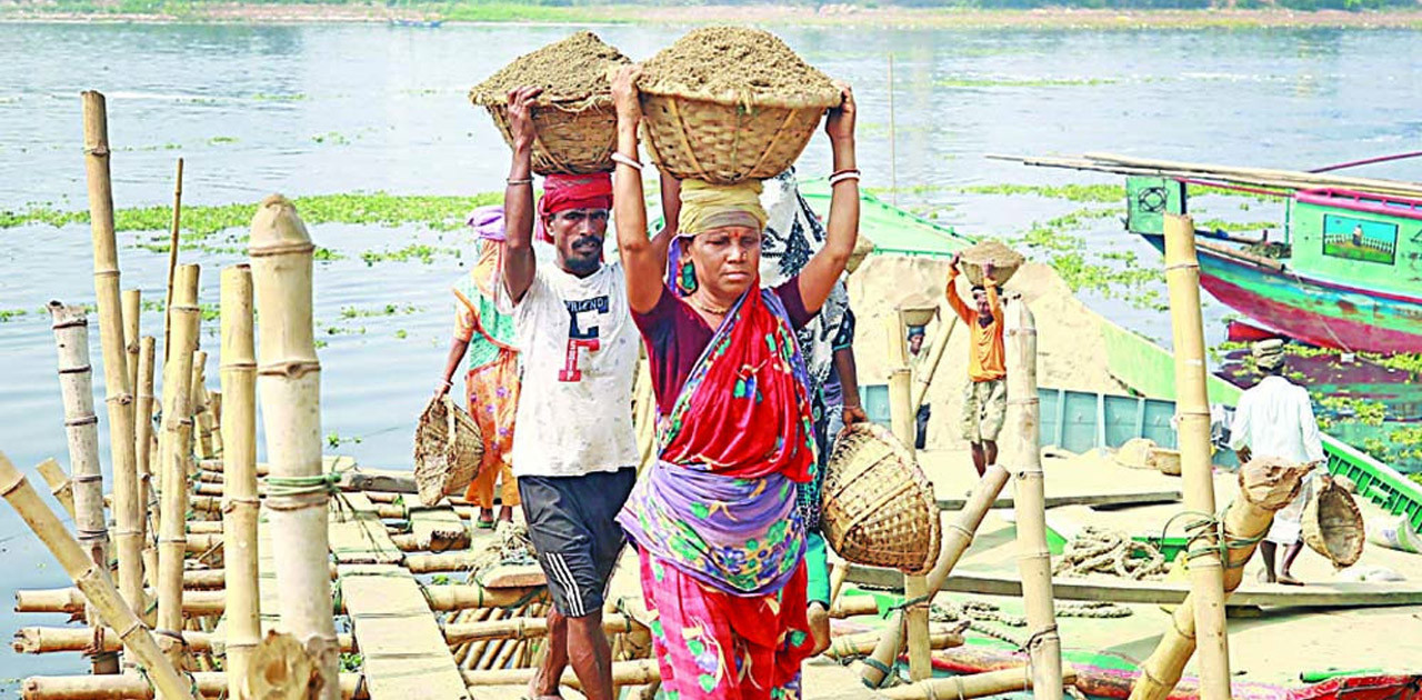 আন্তর্জাতিক নারী দিবস আজ: নারীর নিরাপত্তাই চ্যালেঞ্জ