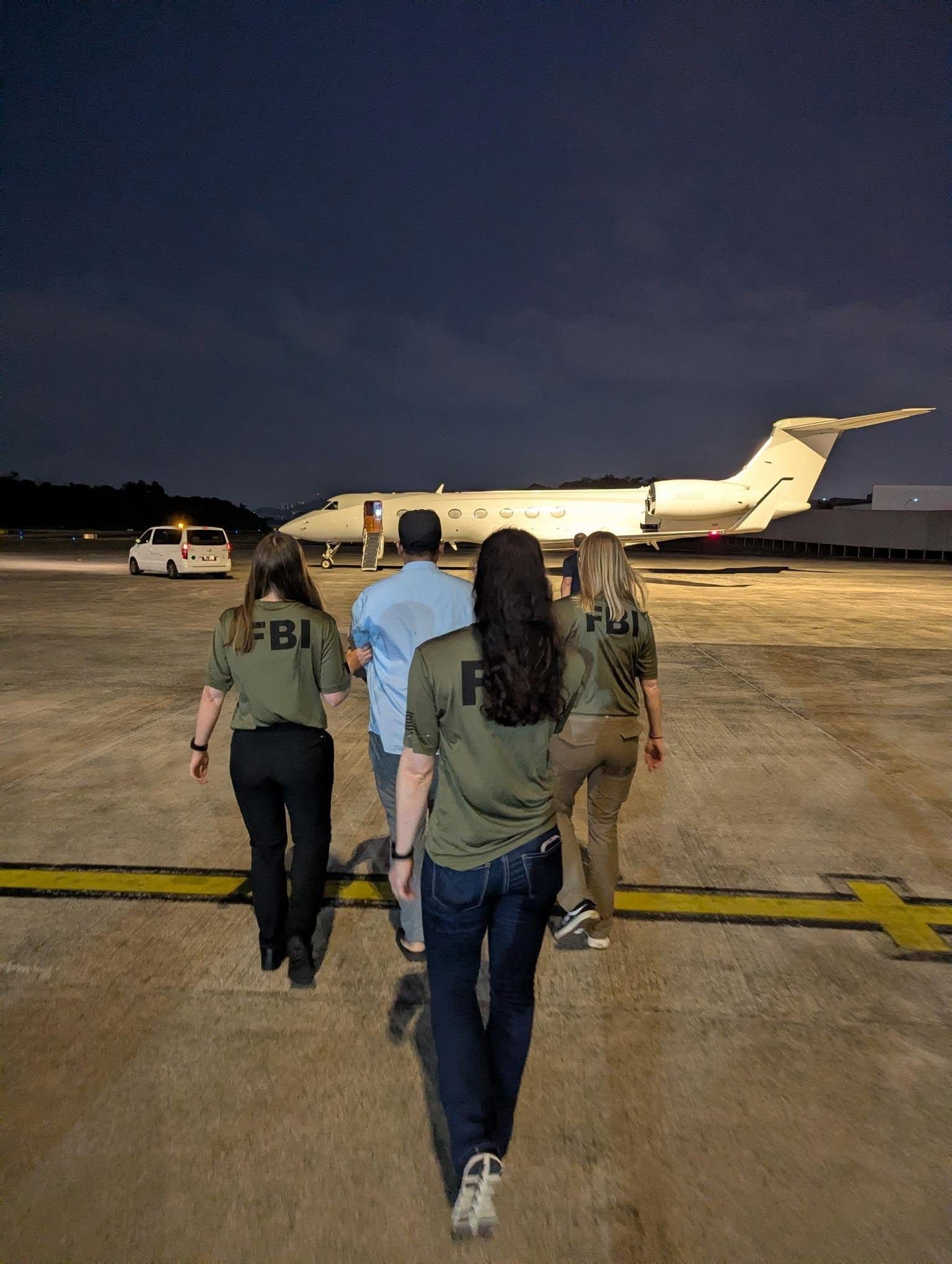 আন্তর্জাতিক শিশু শোষণ চক্রের অভিযোগ: মালয়েশিয়া থেকে যুক্তরাষ্ট্রে আনা হলো বাংলাদেশি জোবাইদুল আমিনকে